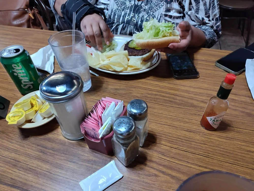 Large Hamburger with Chips